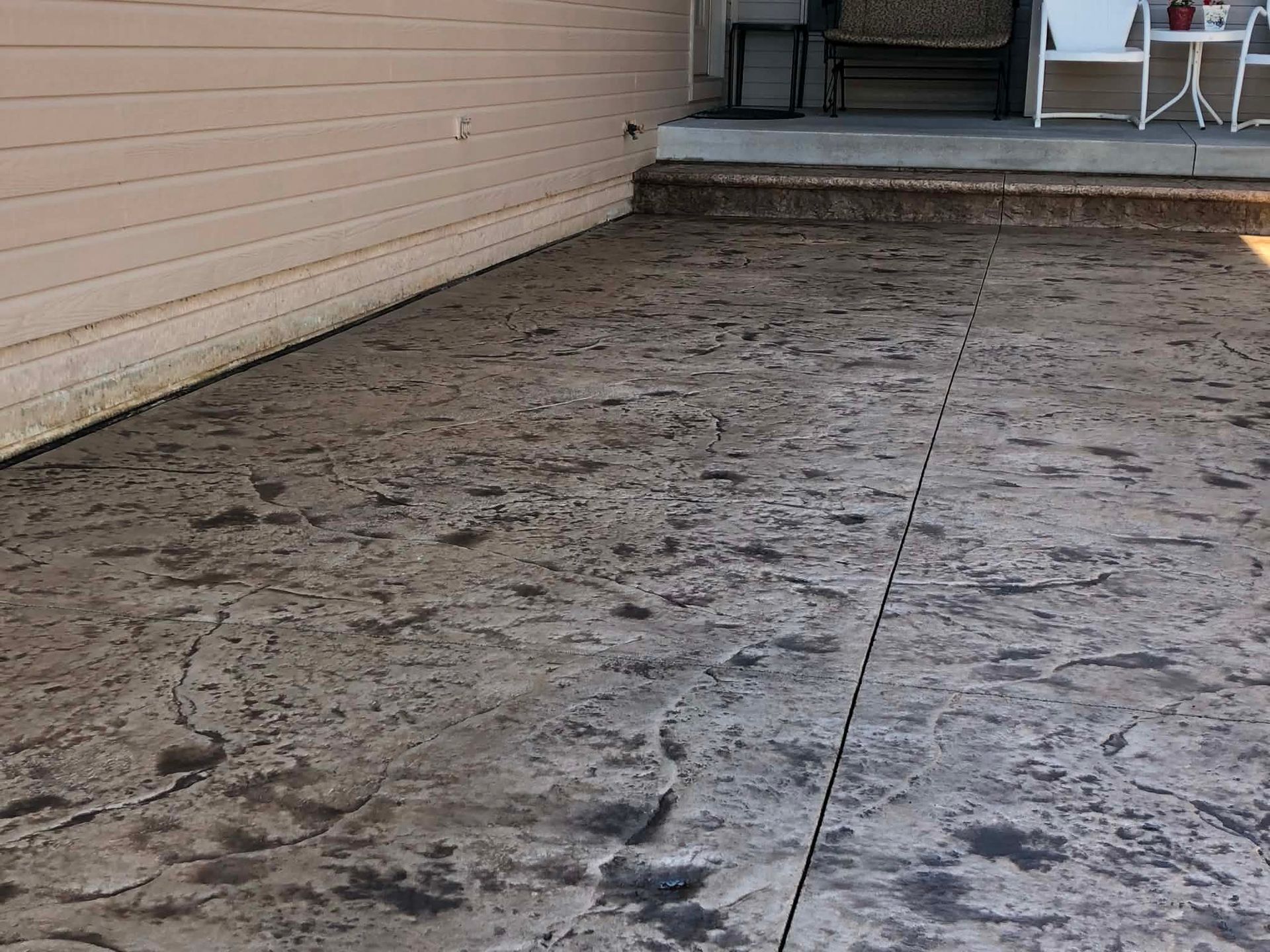 Decorative Concrete patio & walkway