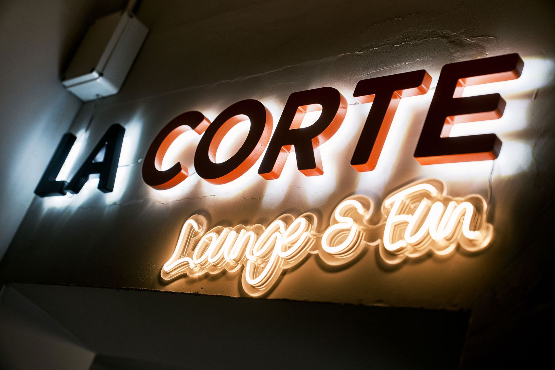 Insegna al neon luminosa: 