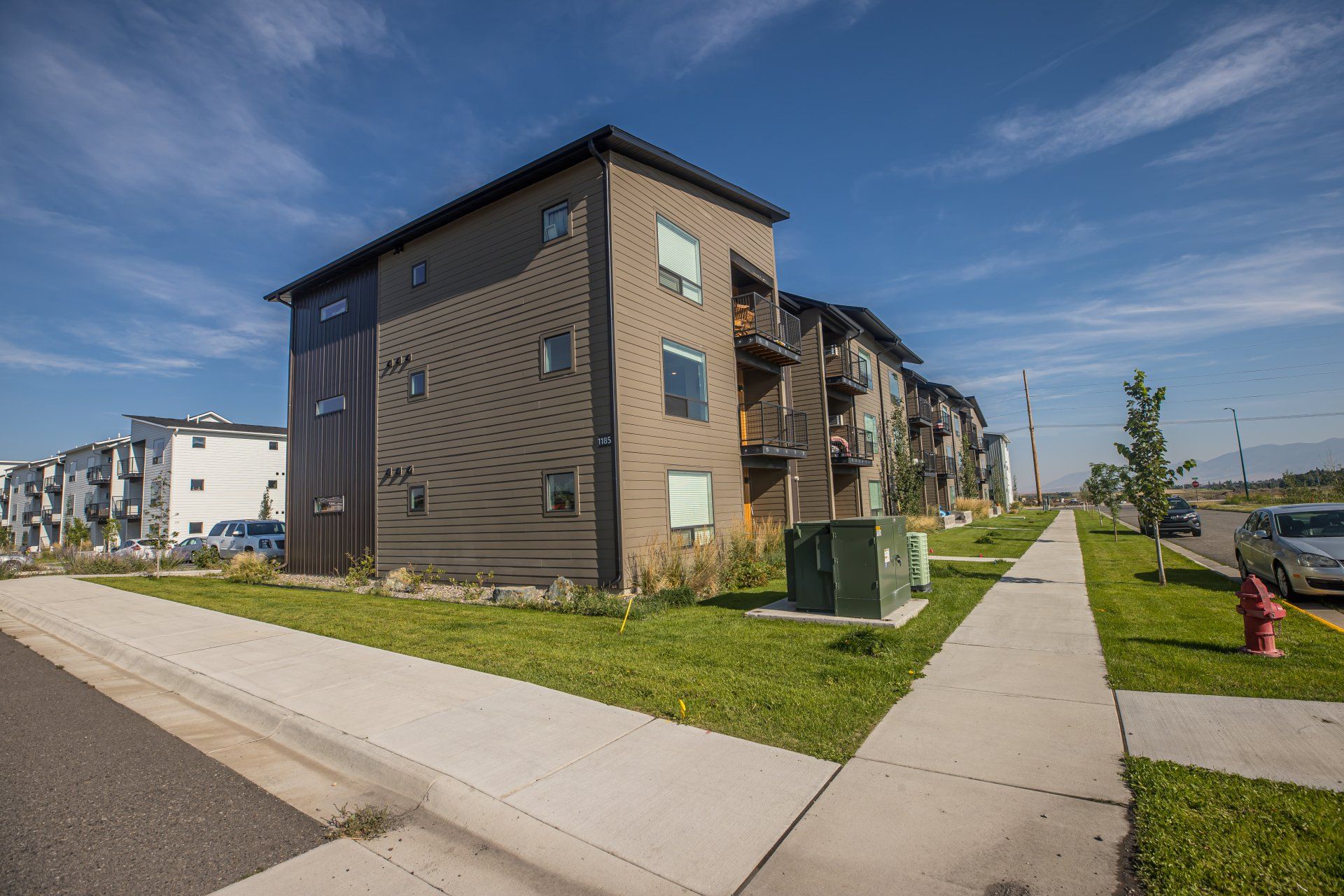 rosa apartments exterior side street view