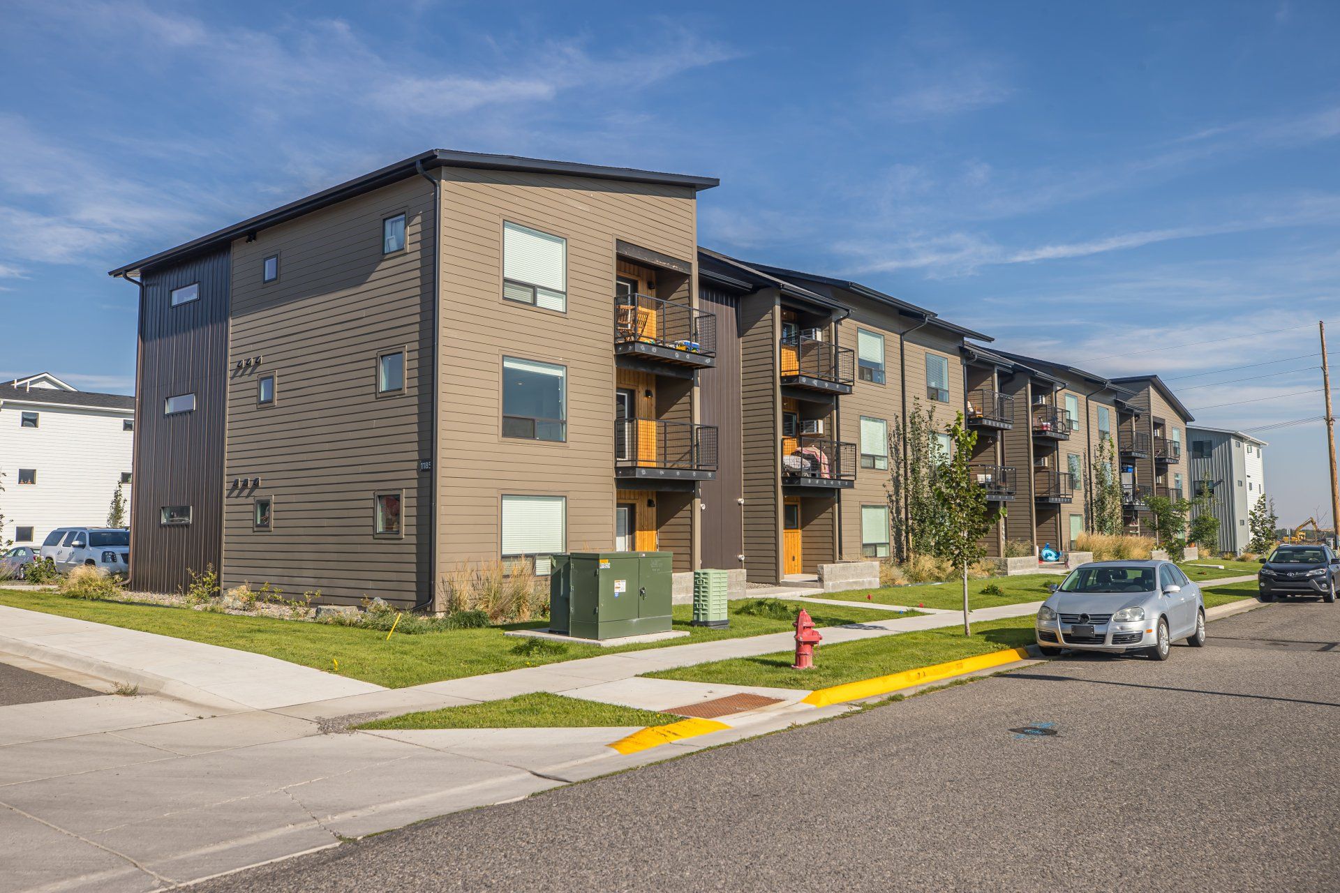 rosa apartments exterior street view