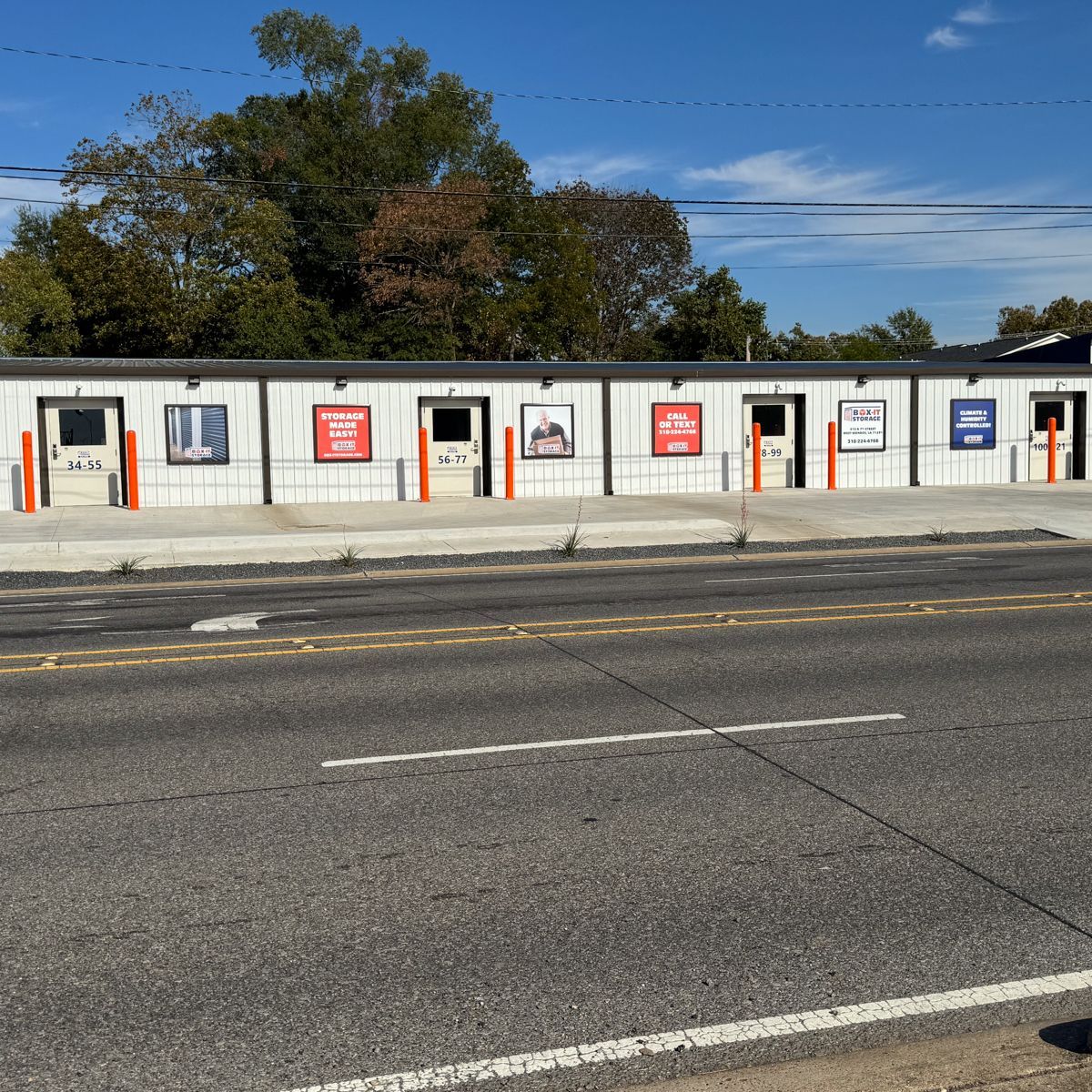 Exterior of Box-It Storage on North 7th Street in West Monroe, Louisiana