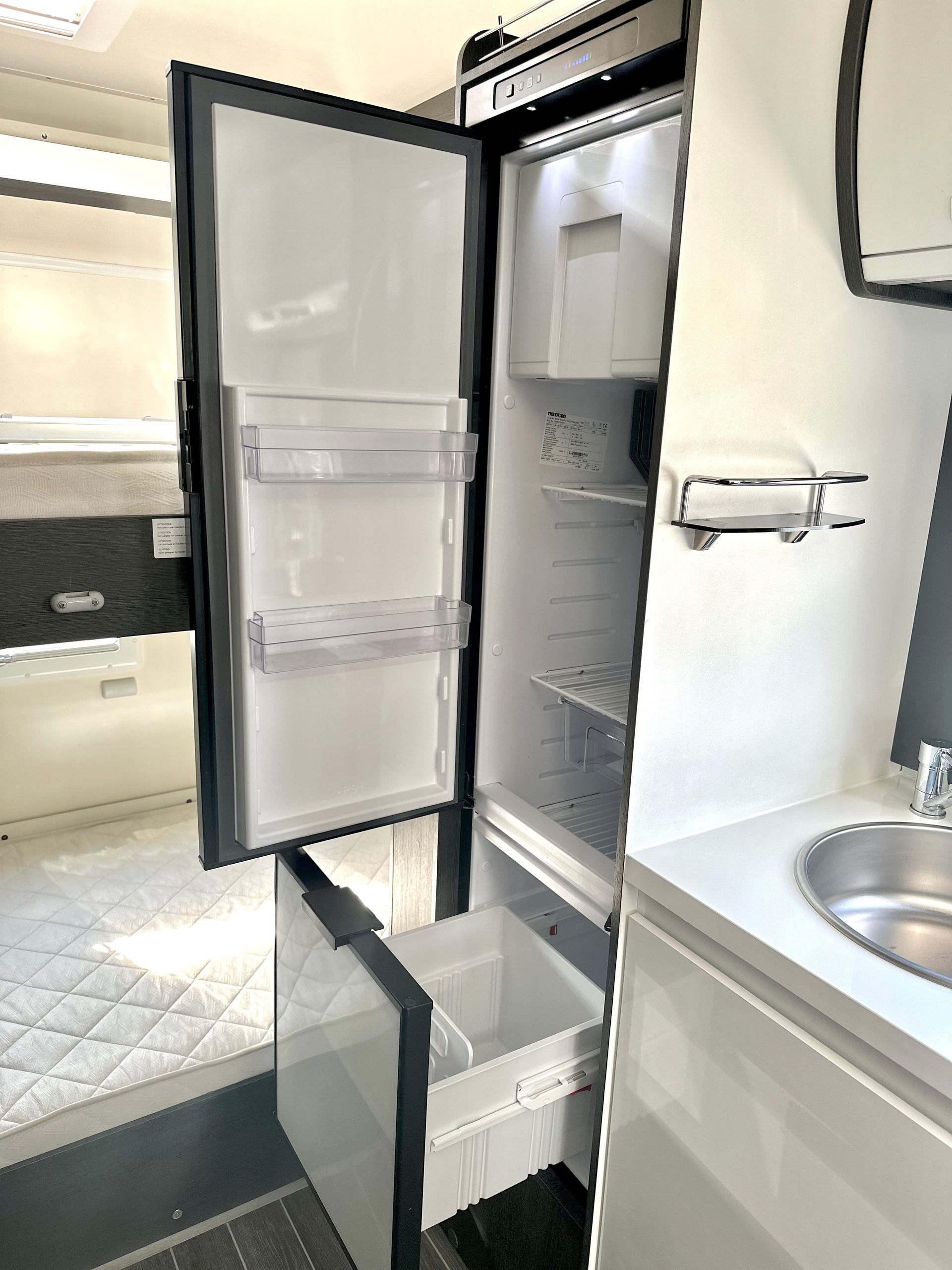ford transit Roller Team 675 6 berth motorhome for sale used second hand bunk beds garage large storage large fridge with freezer compartment
