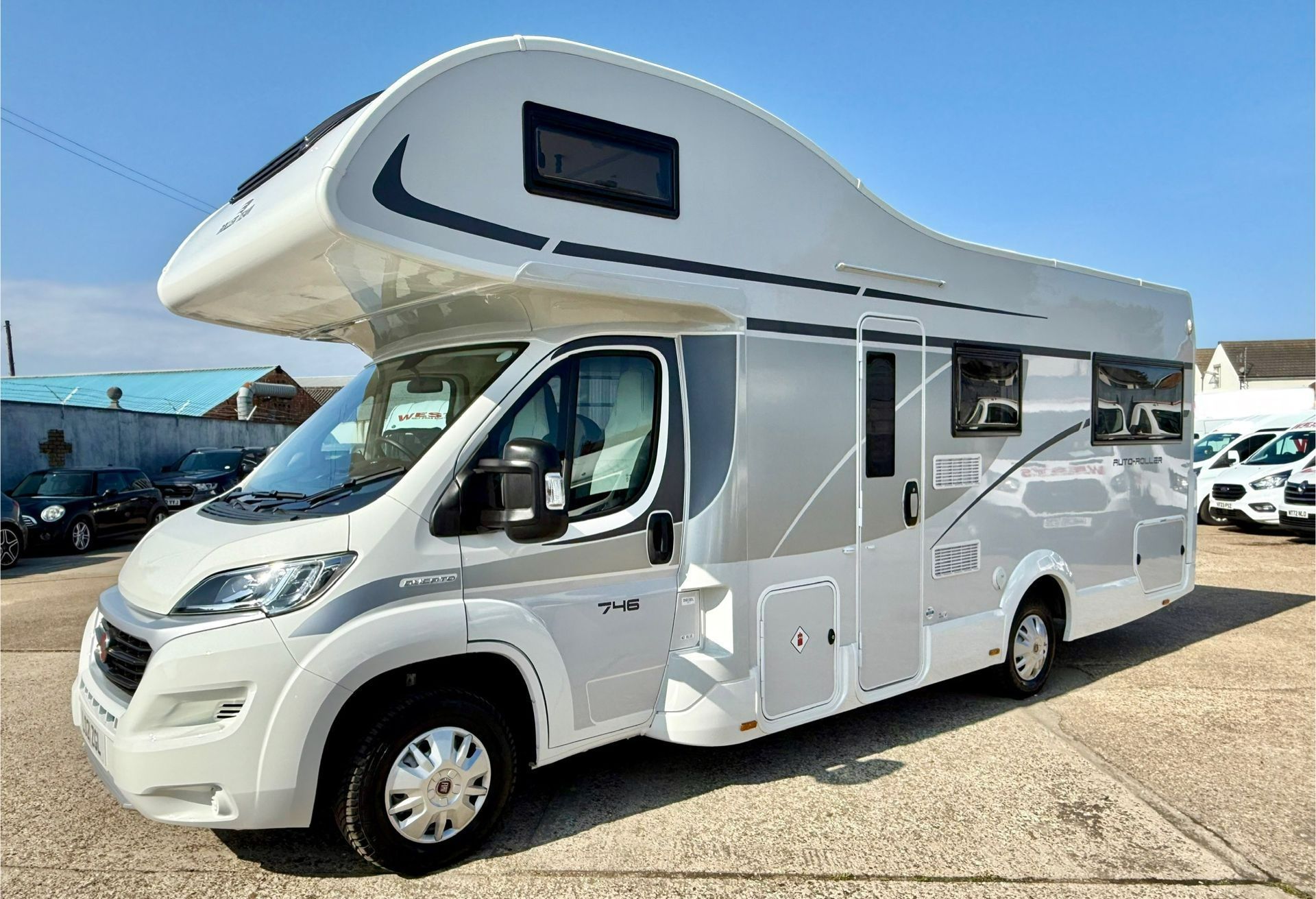 For Sale - Auto Roller 746 - sleep 6 people - manual transmission used second hand motorhome, 6 berth, 6 people in uk, london, essex, kent, 4, 5, berth, motor-home, manual