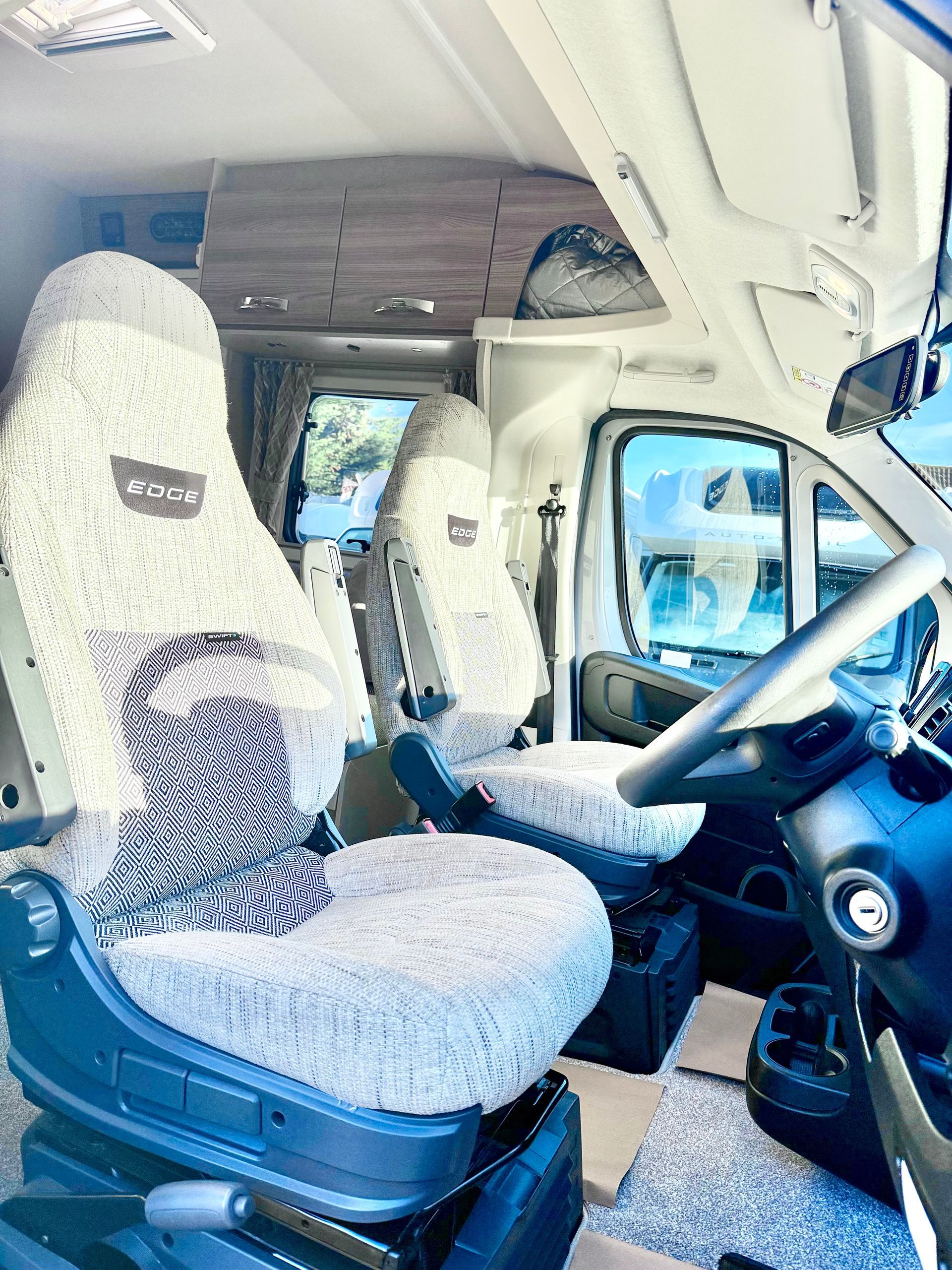 2023 fiat swift edge 464 4 berth motorhome with automatic gearbox for sale used second-hand