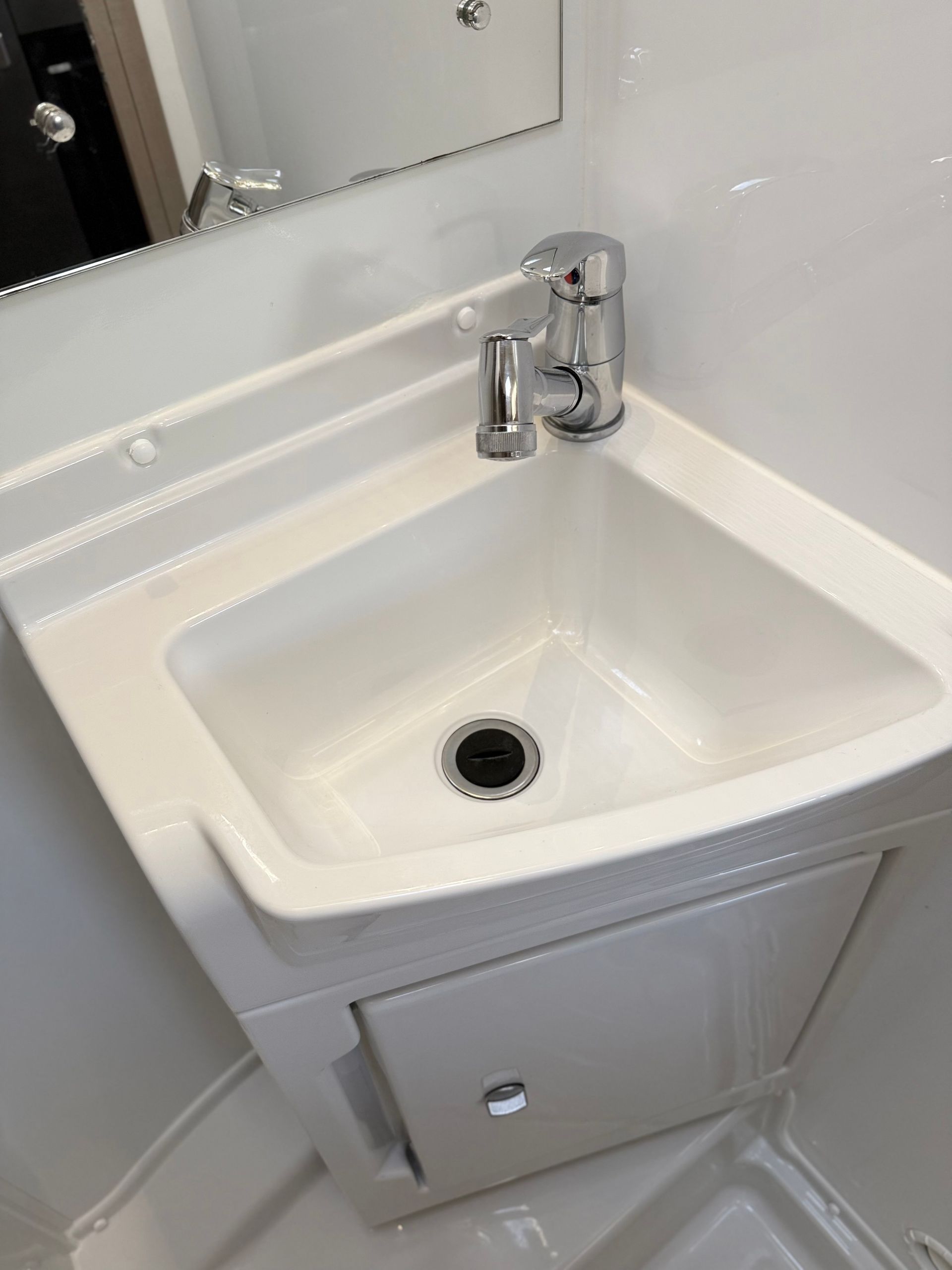 swift edge 486 6 berth motorhome for sale