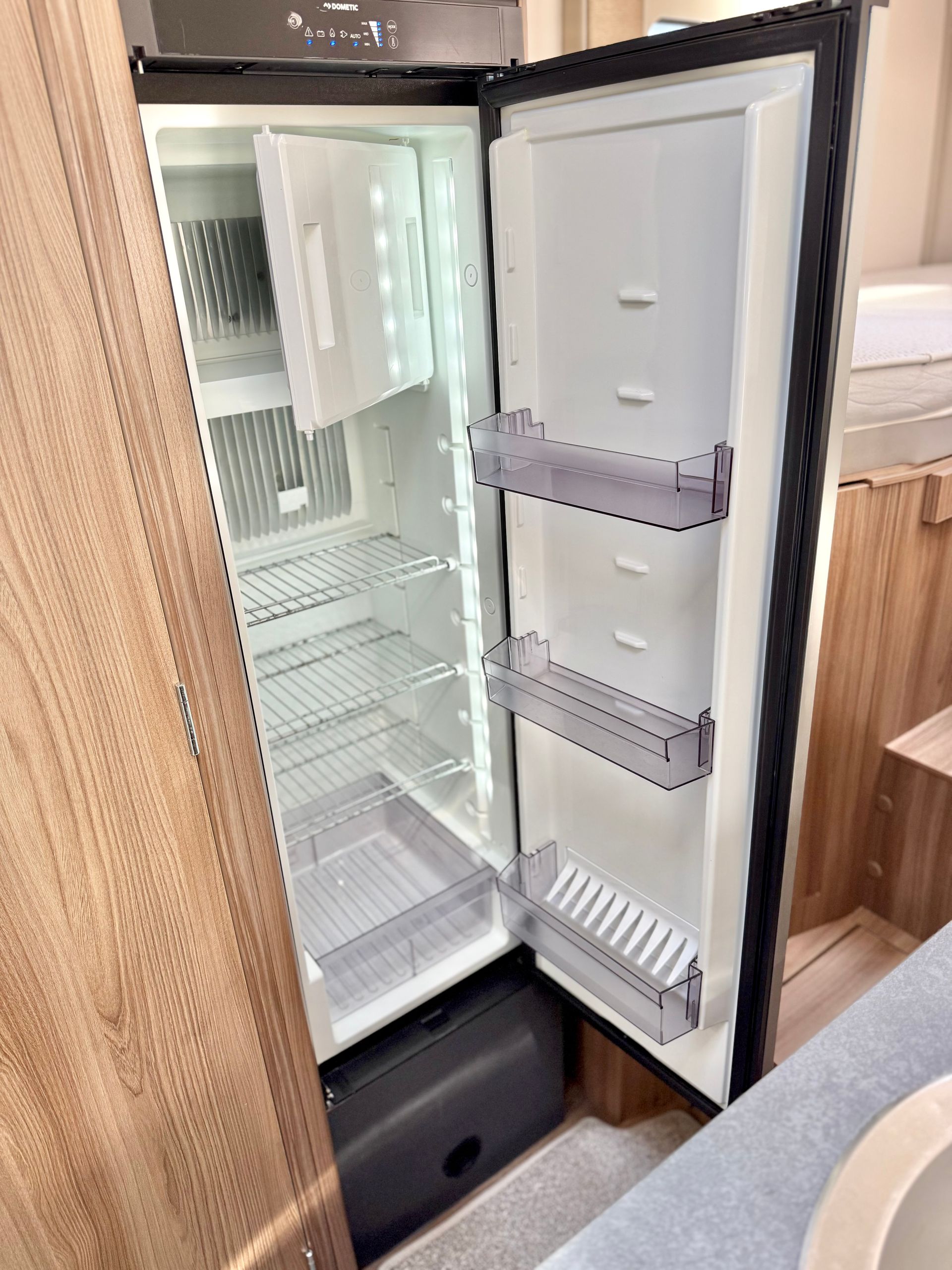 Fiat Ducato Swift Escape 684 - 4 Berth Motorhome For Sale - Automatic Transmission, onboard kitchen with fridge with freezer compartment, beautiful kitchen area