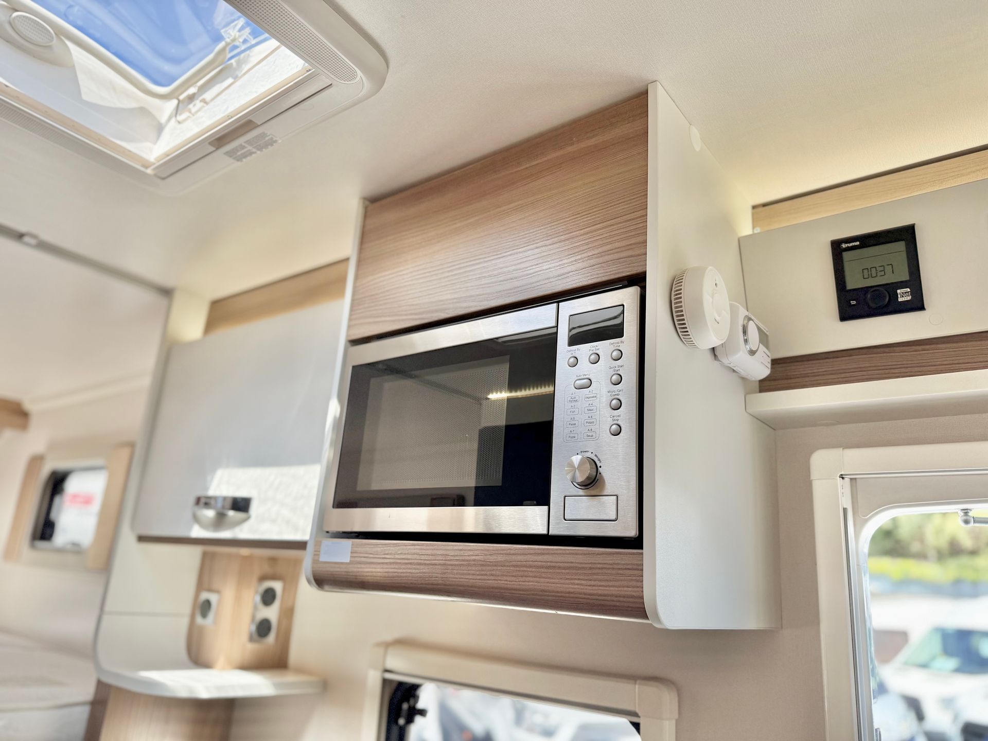 Fiat Ducato Swift Escape 684 - 4 Berth Motorhome For Sale - Automatic Transmission, onboard kitchen with hob, oven, grill, microwave, beautiful kitchen area