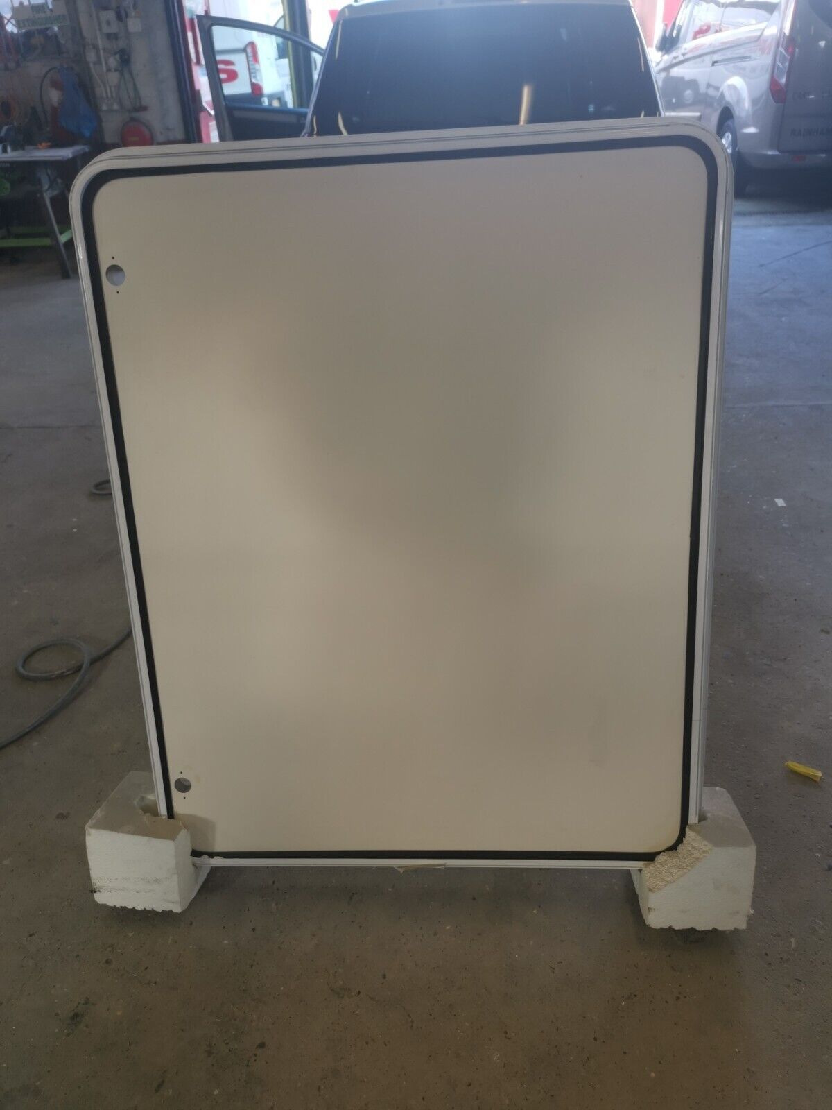 Roller Team - GARAGE DOOR WITH FRAME
Fits left and right side of motorhome
Brand New
2017 - Roller Team - Zefiro 690G
Parts Number: 1IRI30000217SNC