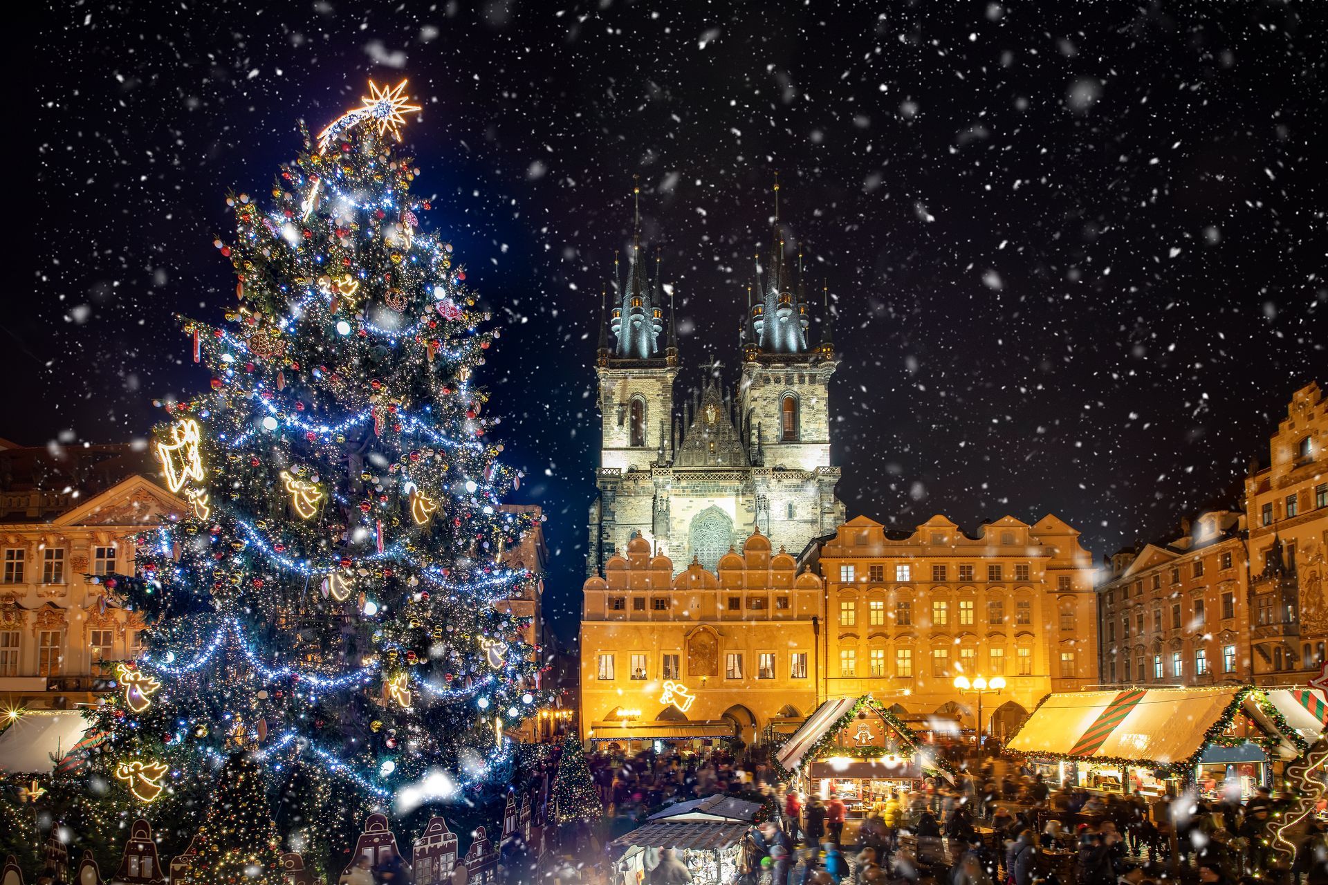 Christmas Markets In A Rental Motorhome christmas motorhome and campervan hire christmas markets