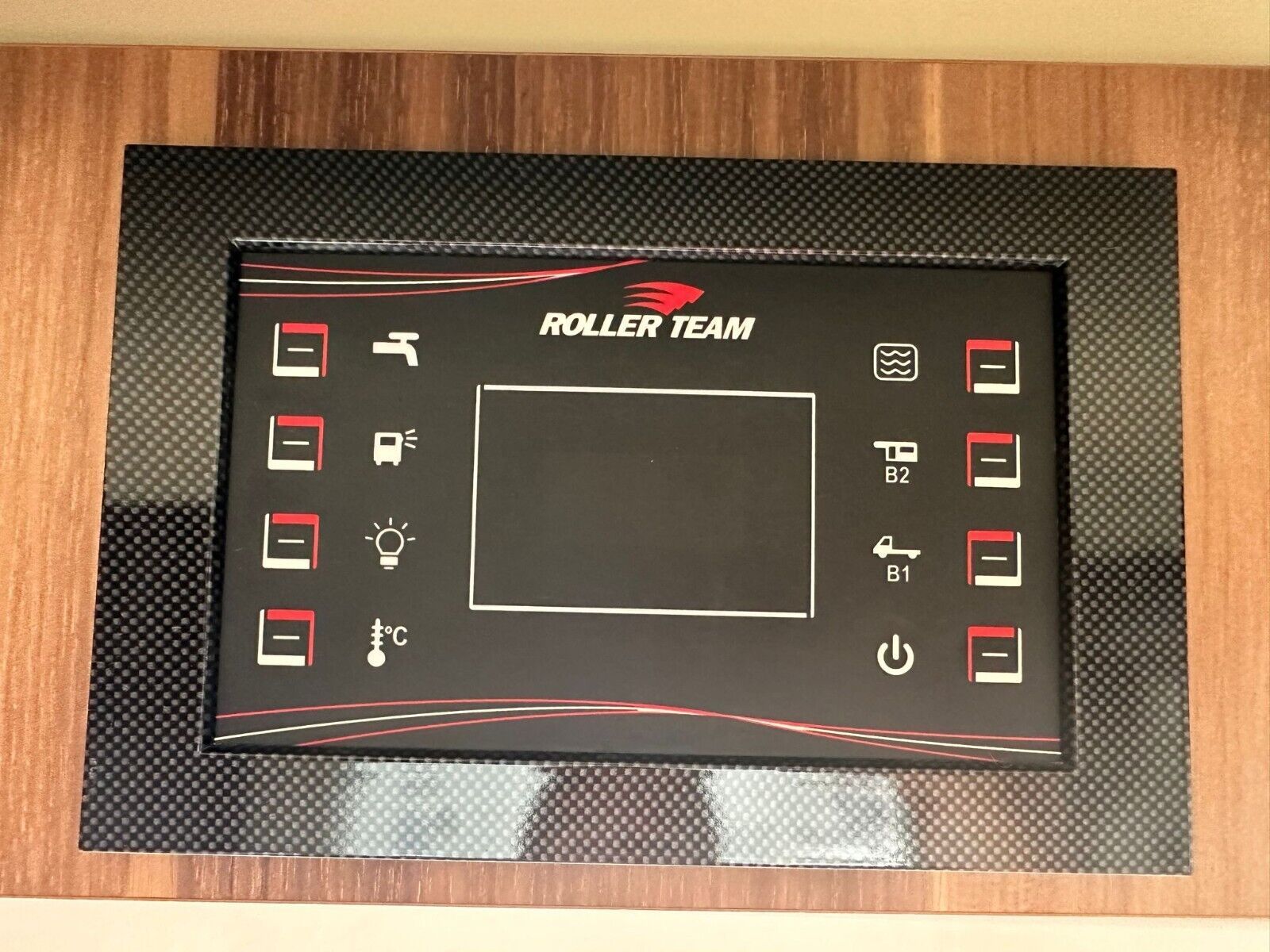 buy second-hand motorhome for sale roller team auto roller 747 6 berth motor home automatic for 2 ,3 ,4 , 5, 6 people