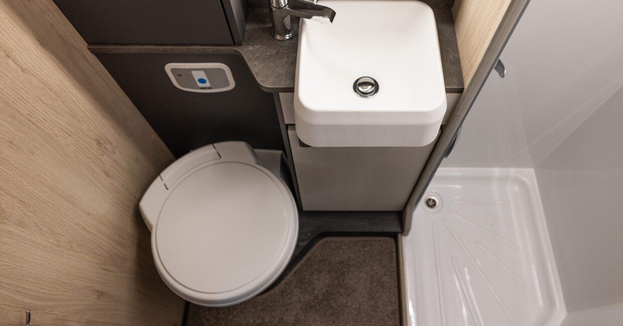 auto trail f62 automatic motorhome hire rental uk dog friendly accommodation holiday family kids holidays touring