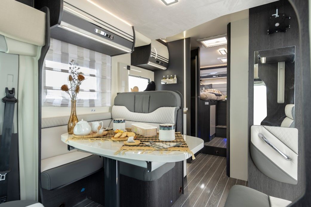 Roller Team Zefiro 685 4 berth motorhome for rental comes with toilet, shower, kitchen, two fixed rear single beds great for holiday, festival, self contained, accommodation, camping, kids holidays, dog friendly,