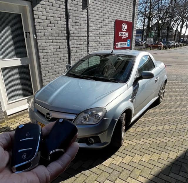 Opel Tigra autosleutel bijmaken