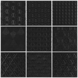 BLACK 100