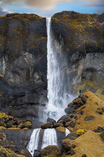 ICELAND WATERFALL