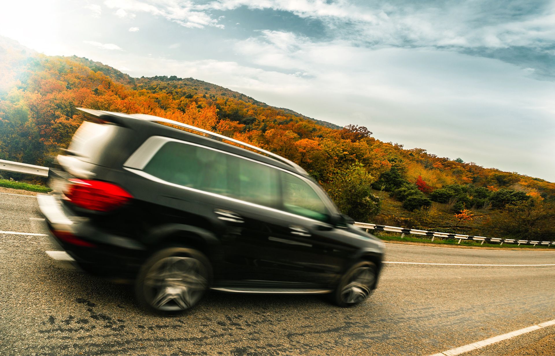 Why Does My Car Have a Burning Smell on The Long Downhills? | Mountain Tech Inc.