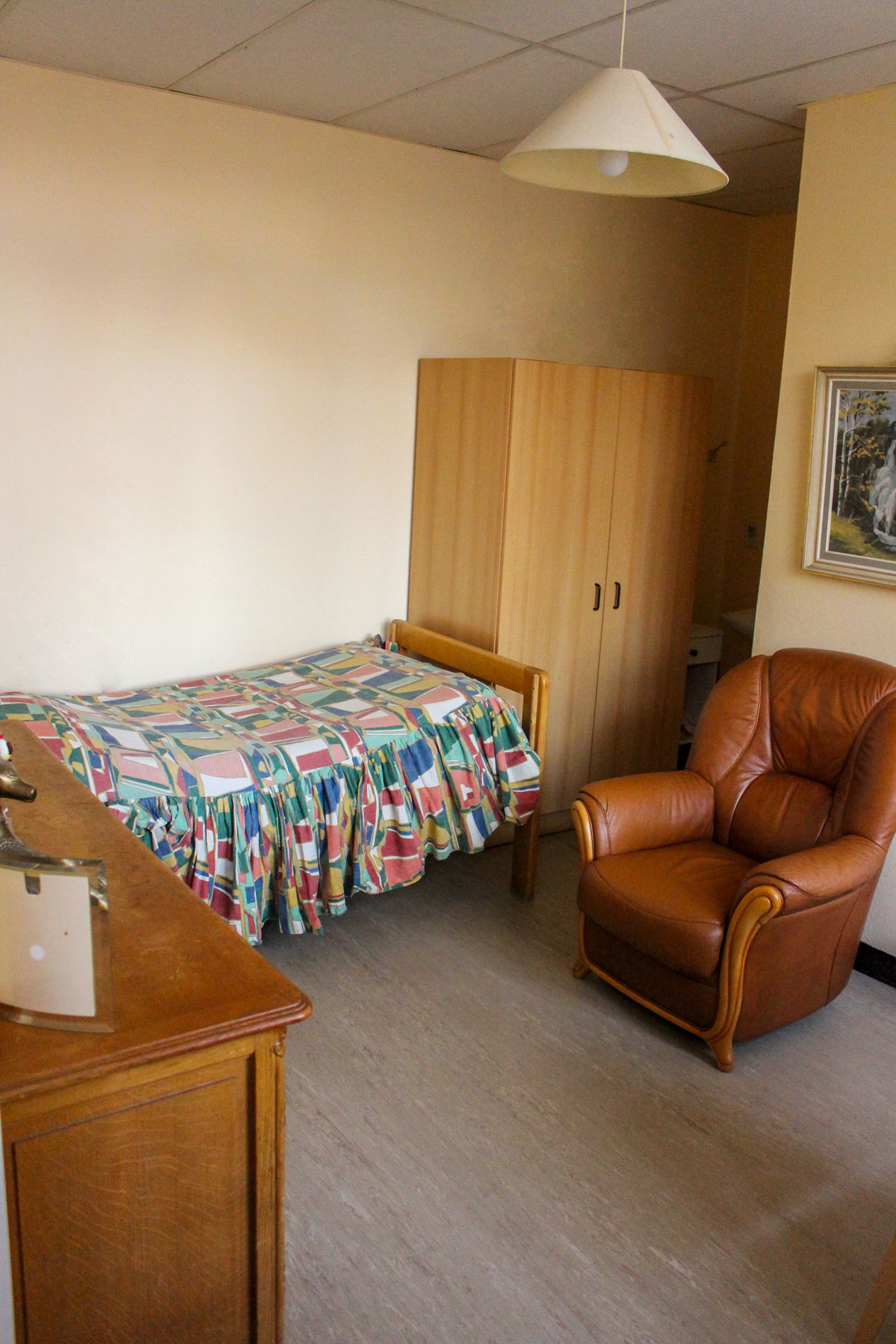 Chambre spacieuse dans une maison de repos - résidence bois de la pierre à wavre - maison de repos et de soin pour personnes âgées 