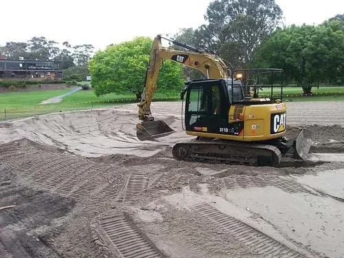 Construction Equipment at Latrobe Golf Club | Woree, Queensland | Cheshire Contractors