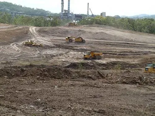 Pavers at Molasses Storage Dam & Roads | Woree, Queensland | Cheshire Contractors