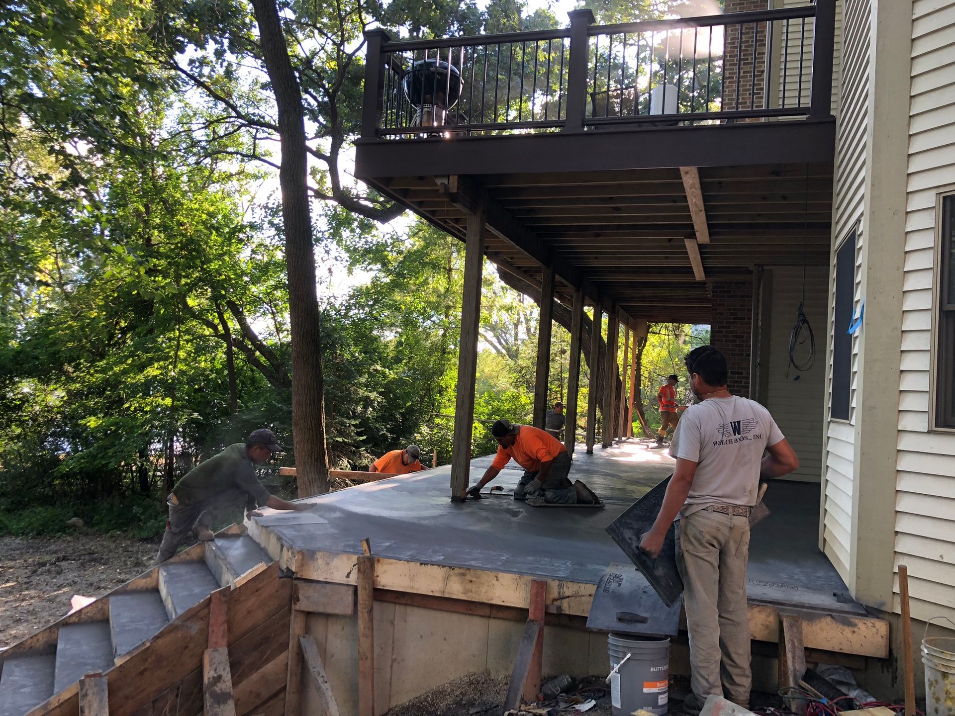 Deck Builders Lindenhurst, IL Nelson Custom Builders Inc.