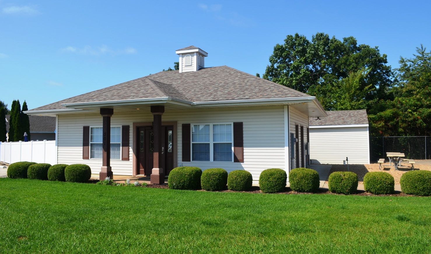 Luxury custom homes in St. Louis and Lake of the Ozarks