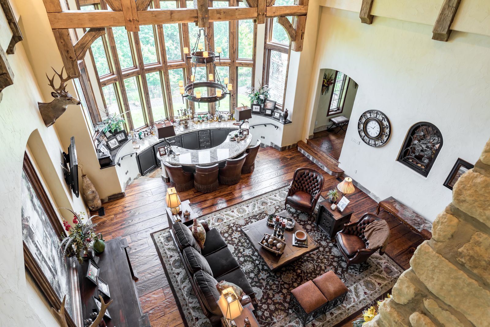 Luxury custom homes in St. Louis and Lake of the Ozarks