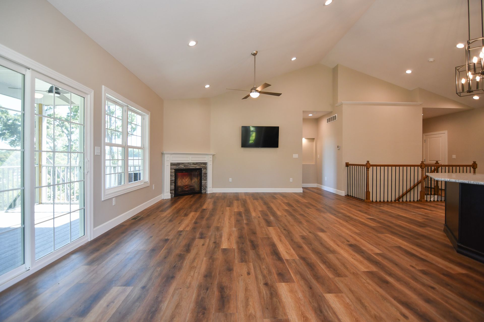 Luxury custom homes in St. Louis and Lake of the Ozarks