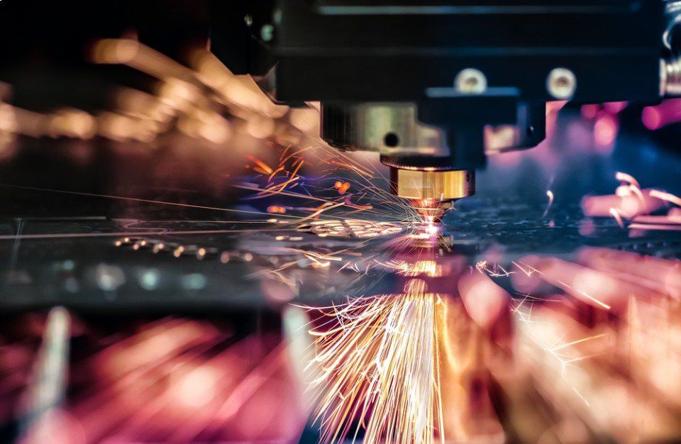 Lavorazione contenitori industriali