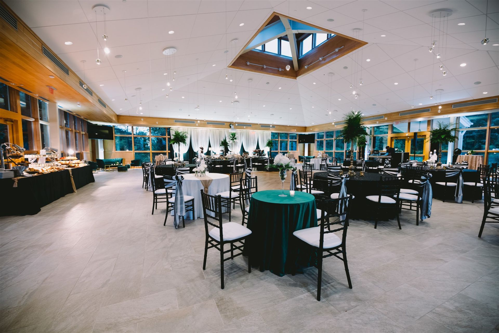 Artium with chairs and tables
