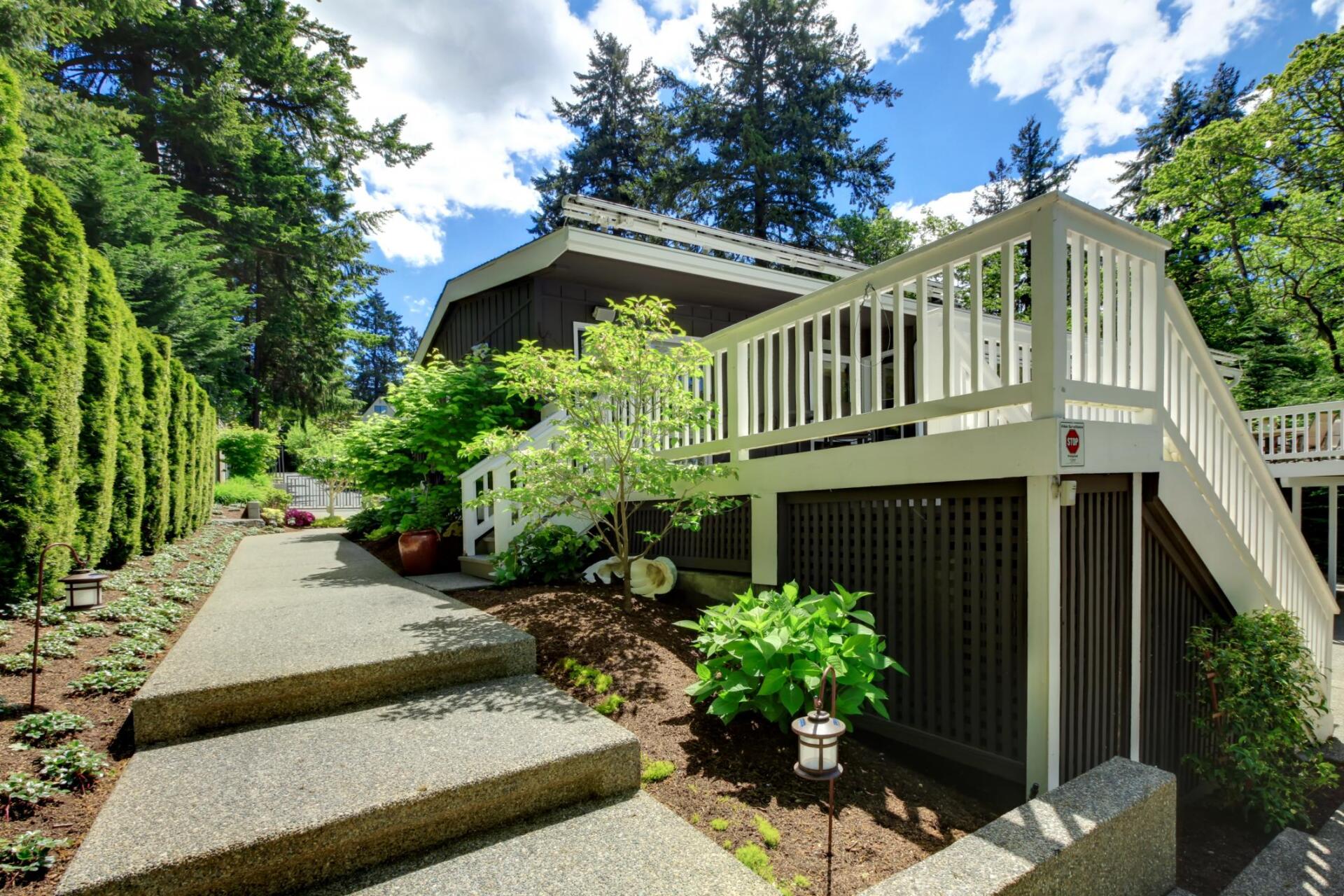 deck railings in Orange County CA
