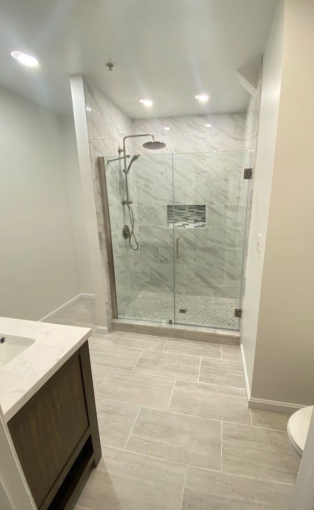 Frameless glass shower - Handyman on Demand