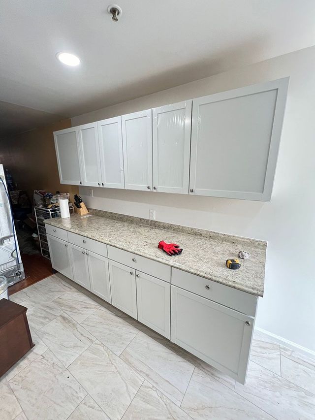White shaker kitchen cabinets - Handyman on Demand