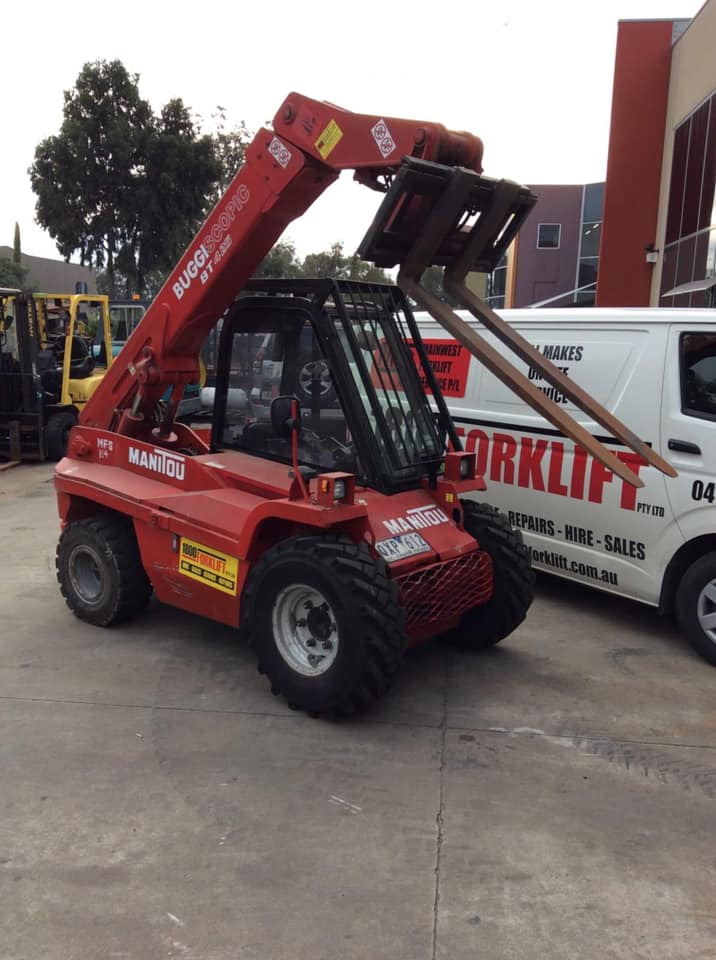 1800 forklift img-7