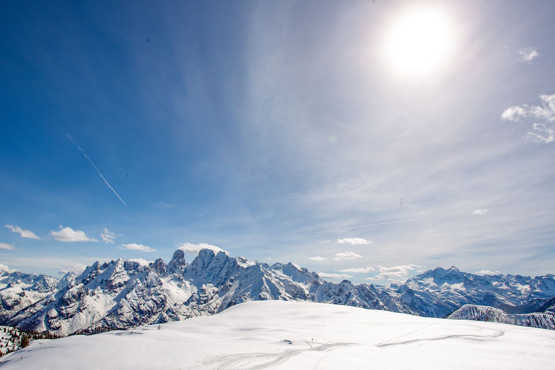 DOLOMITEN