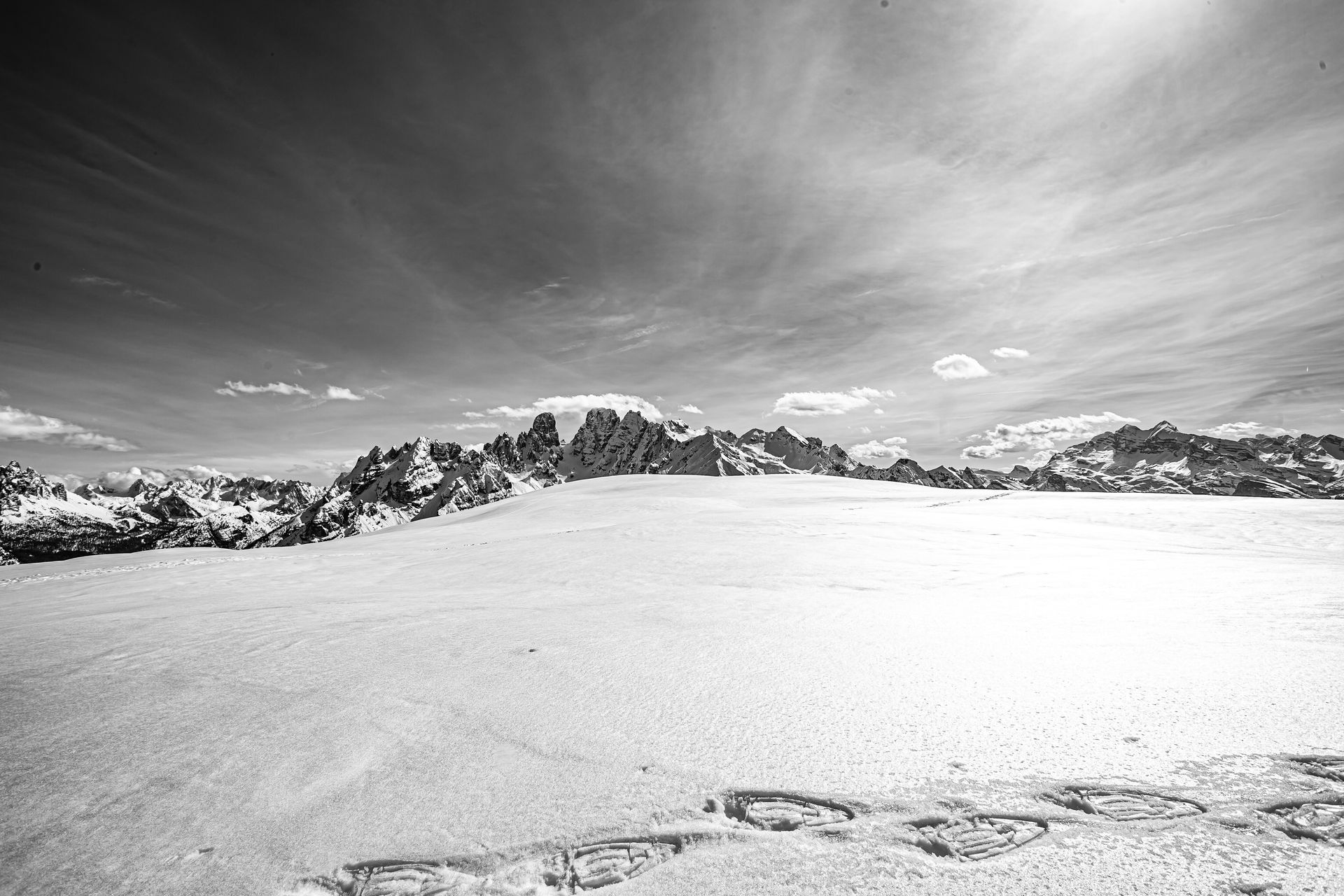 DOLOMITEN