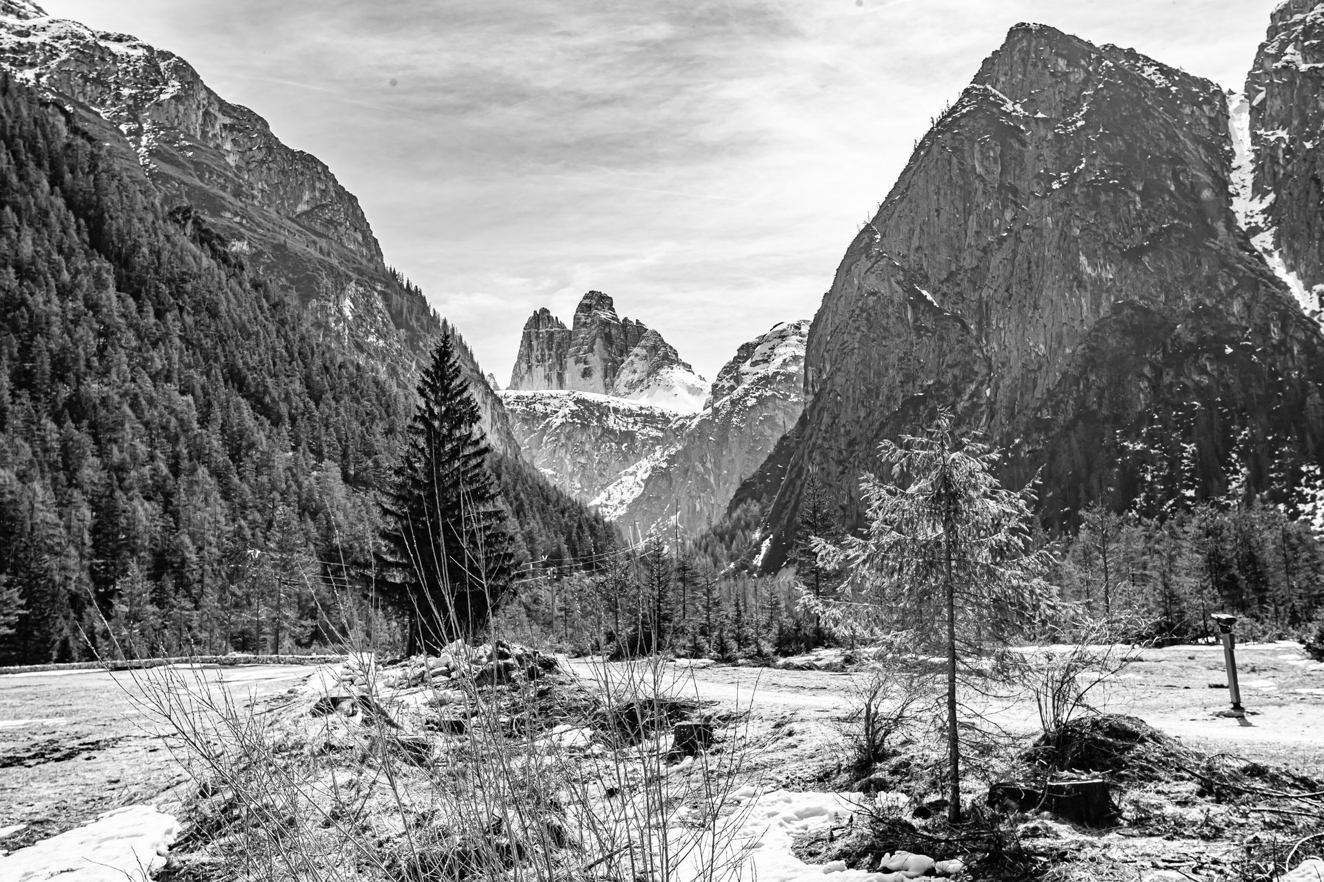 DOLOMITEN