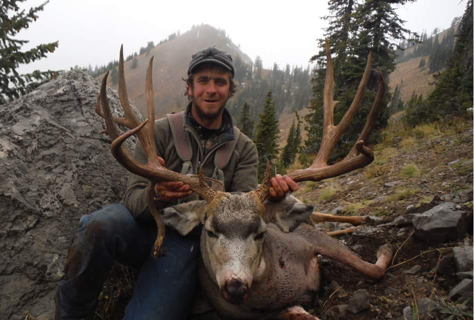 Wyoming mule deer  hunting, WY mule deer hunt, Wyoming OutfitterRegion