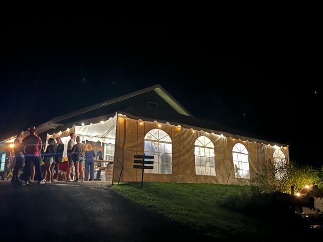 Exterior of a wedding reception at Belleayre Lodge.