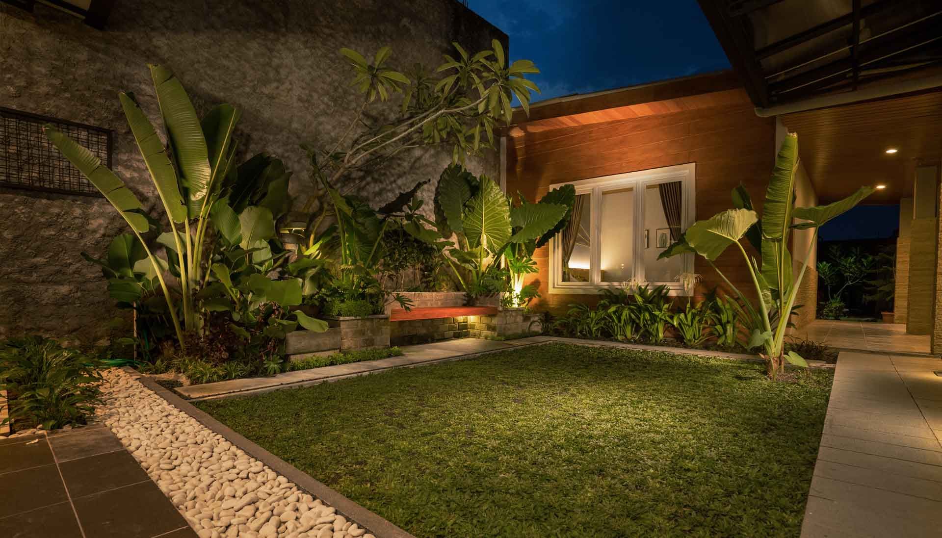 Outdoor Lighting installation in a backyard