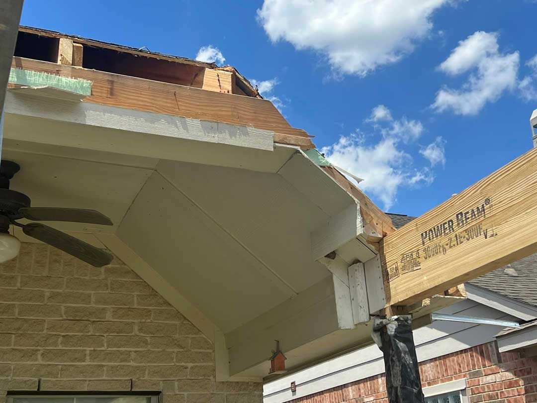 Building wooden patio cover detail