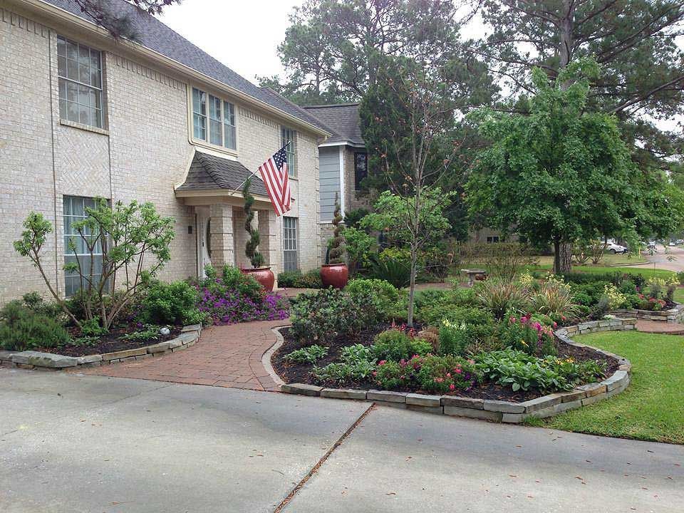 Hiring Landscape Professionals in Cypress, Texas