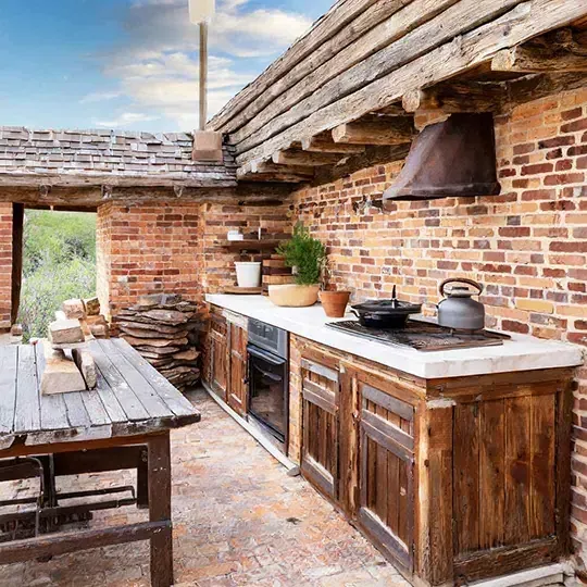 Rustic style outdoor kitchen
