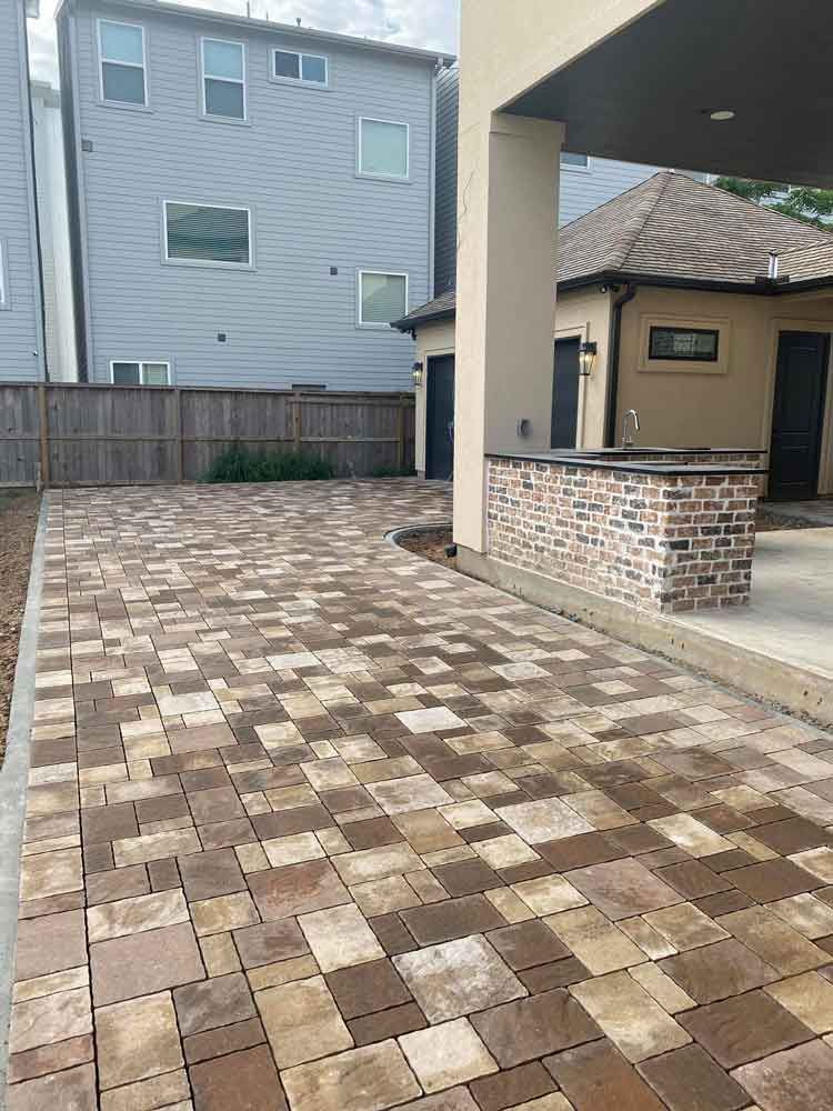 Long slider in different colored square limestones