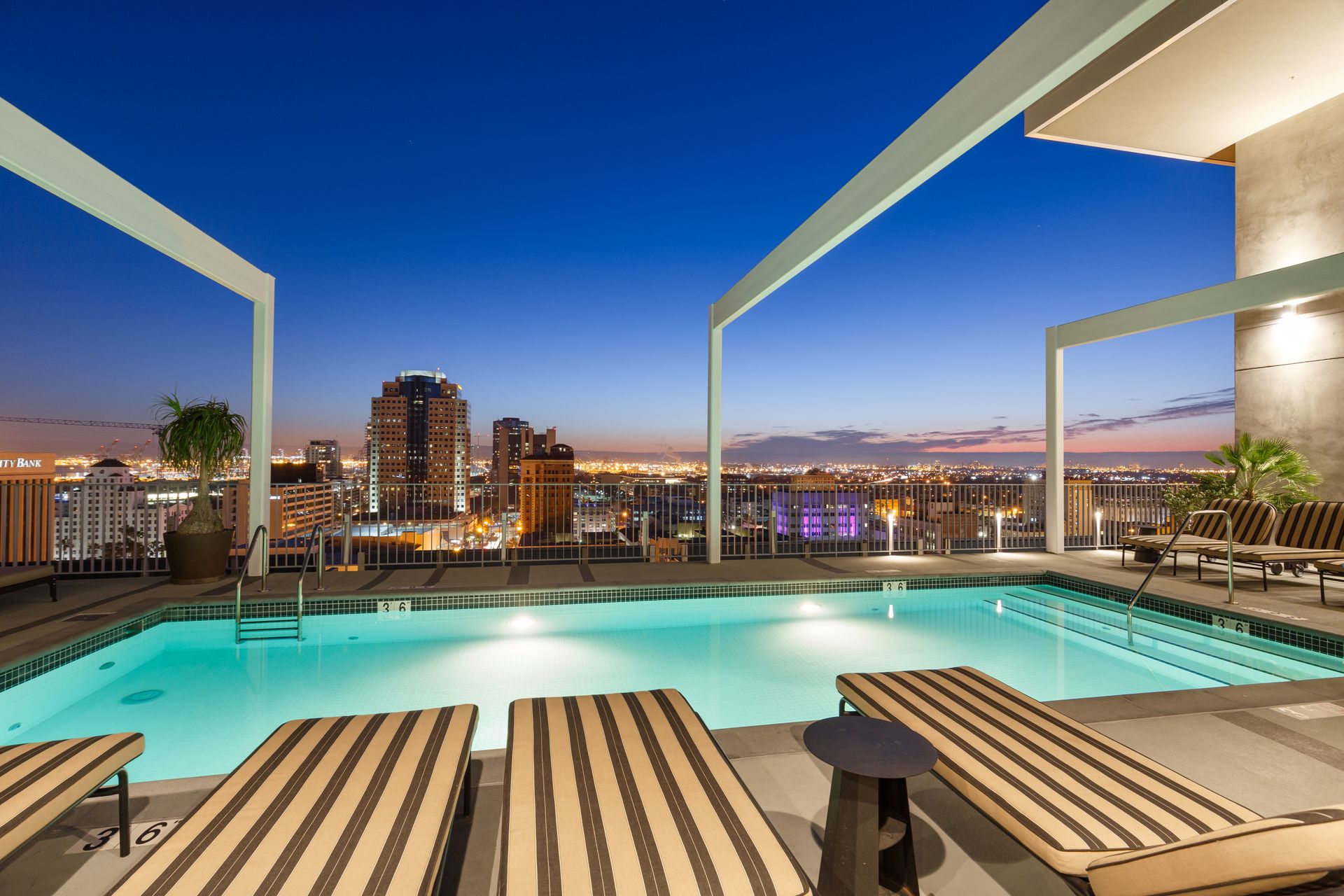 Gallery Edison Apartments Long Beach, CA