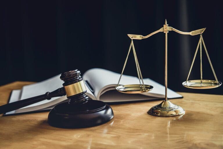 WHAT IS THE ROLE OF A PERSONAL INJURY LAWYER IN A CASE?