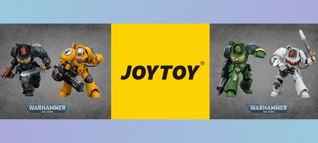 Het JOYTOY-logo op een geel middenpaneel, geflankeerd door twee Warhammer-figuren op een grijze achtergrond.