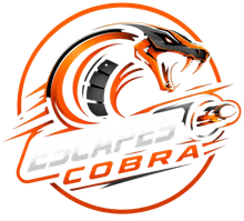 Logotipo estilizado de una cobra en naranja y negro con las palabras “Escapes” y “Cobra” en negrita.