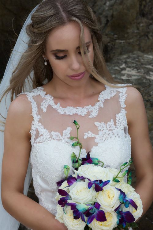 wedding makeup gold coast Jessica Cagney
mobile Gold Coast & Brisbane makeup artist and hairstylist