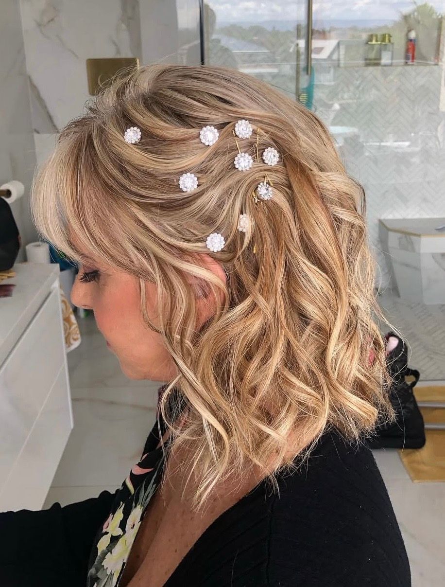 mobile Gold Coast & Brisbane makeup artist and hairstylist
Mobile Gold Coast and Brisbane makeup artist and hairstylist
