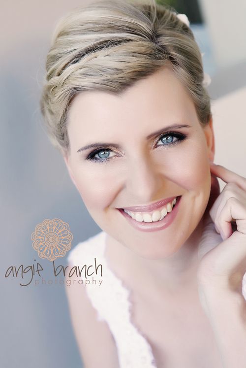 Bridal makeup Gold coast by Jessica Cagney
mobile Gold Coast & Brisbane makeup artist and hairstylist